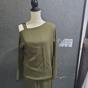 Elegant Olive Off-the-Shoulder Sweater